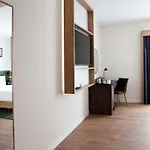 מלון Hilton Garden Munich Messe פלדקירכן