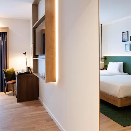 Hilton Garden Munich Messe 4* フェルトキルヘン