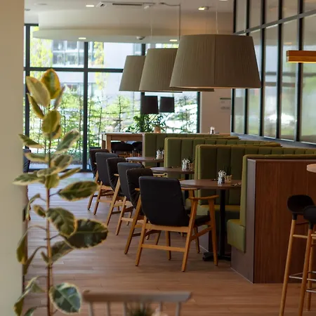 ホテル Hilton Garden Munich Messe フェルトキルヘン