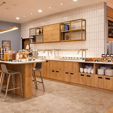 慕尼黑博览会希尔顿花园酒店 4* 费尔德基兴