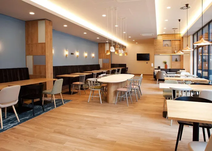 מלון Hilton Garden Munich Messe 4*